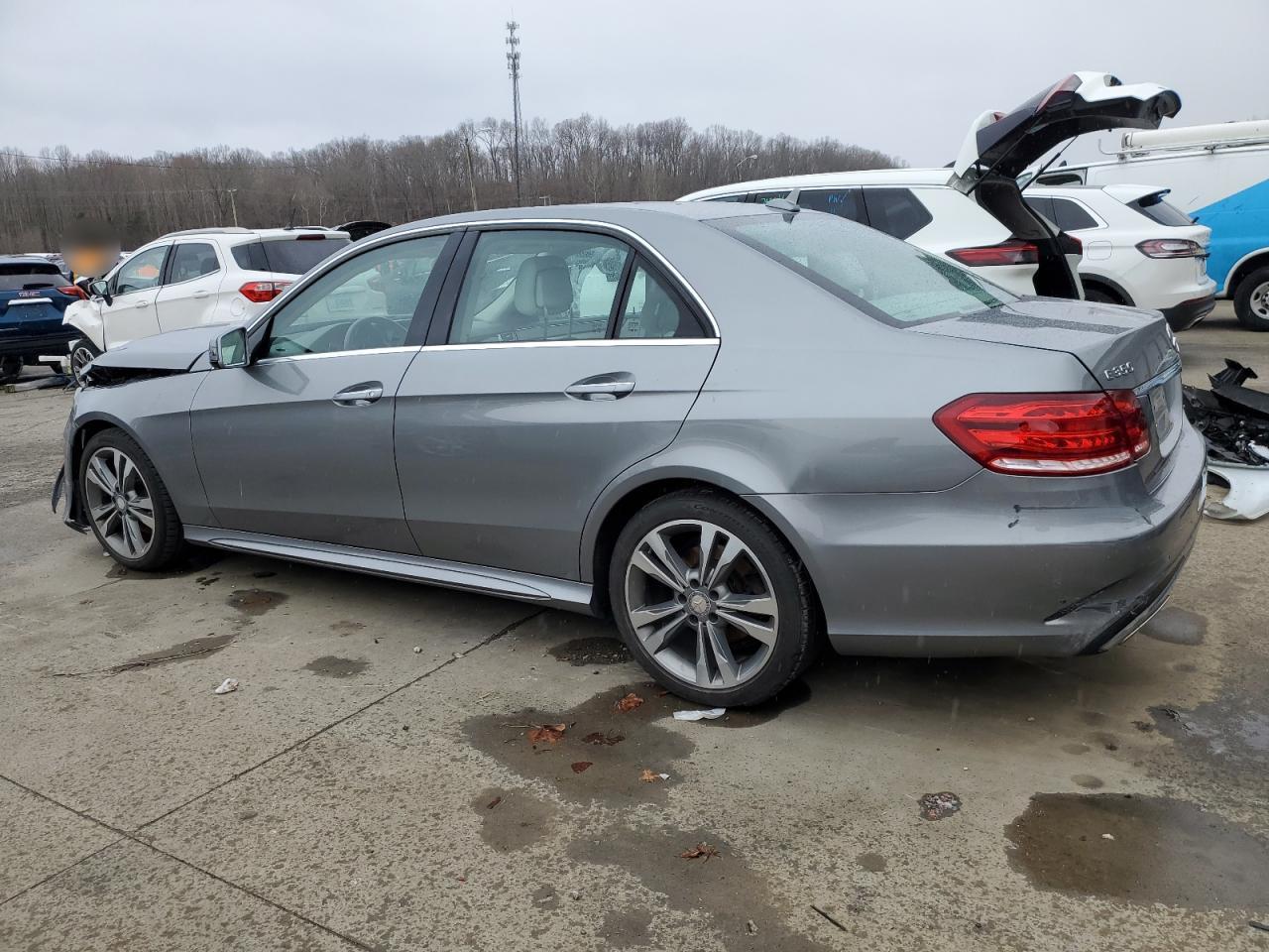 2014 Mercedes-Benz E-klasse VIN WDDHF5KB0EA797693 Copart auction photo, front end damage thumbnail 2