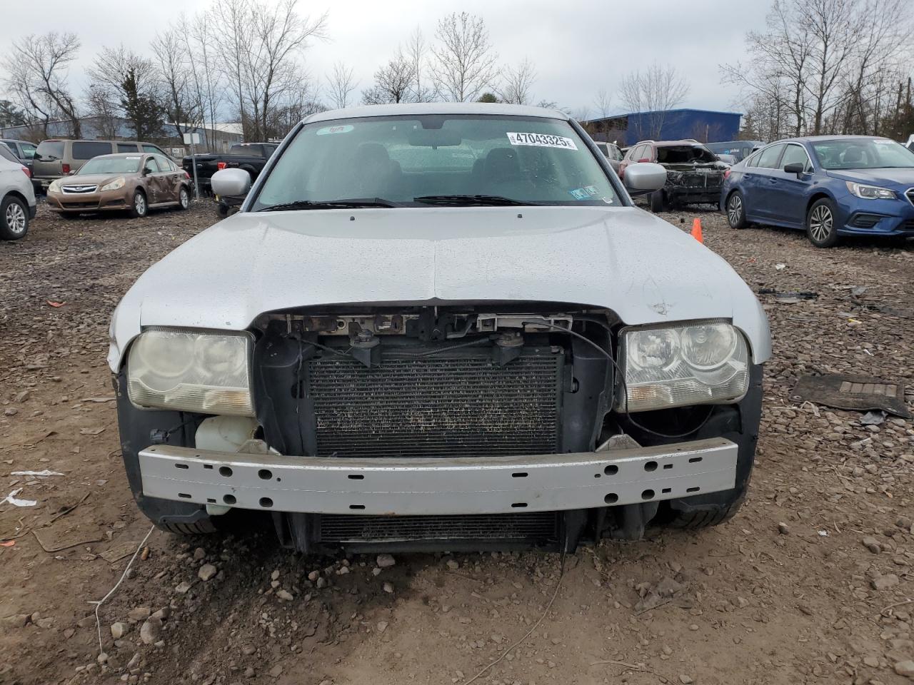 2009 Chrysler 300 VIN 2C3KA53VX9H635069 Copart auction photo, front end damage thumbnail 5