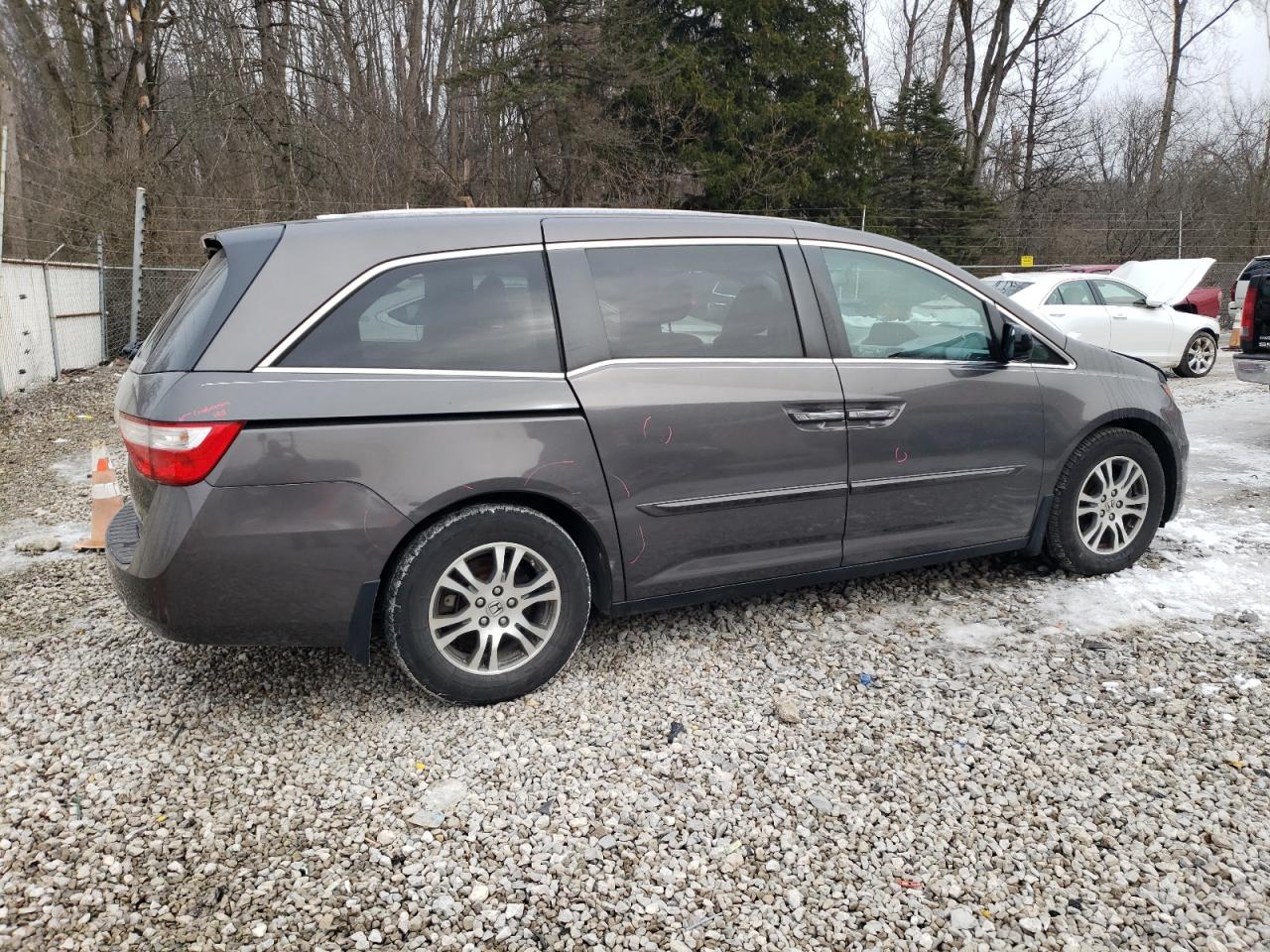 2013 Honda Odyssey VIN 5FNRL5H62DB092076 Copart auction photo, front end damage thumbnail 3
