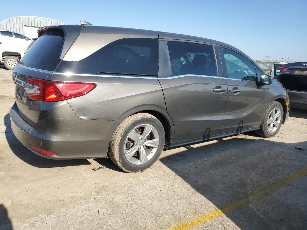 2019 Honda Odyssey VIN 5FNRL6H72KB029670 Copart auction photo, front end / side damage thumbnail 3