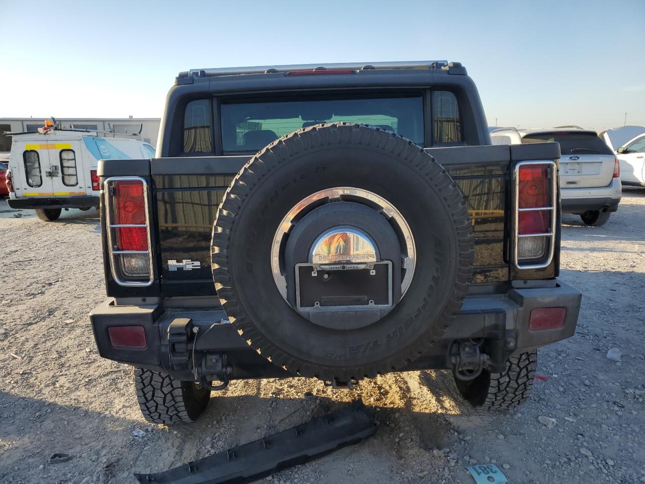 2005 Hummer H2 VIN 5GRGN22U85H109003 Copart auction photo, front end / minor dent/scratches damage thumbnail 6