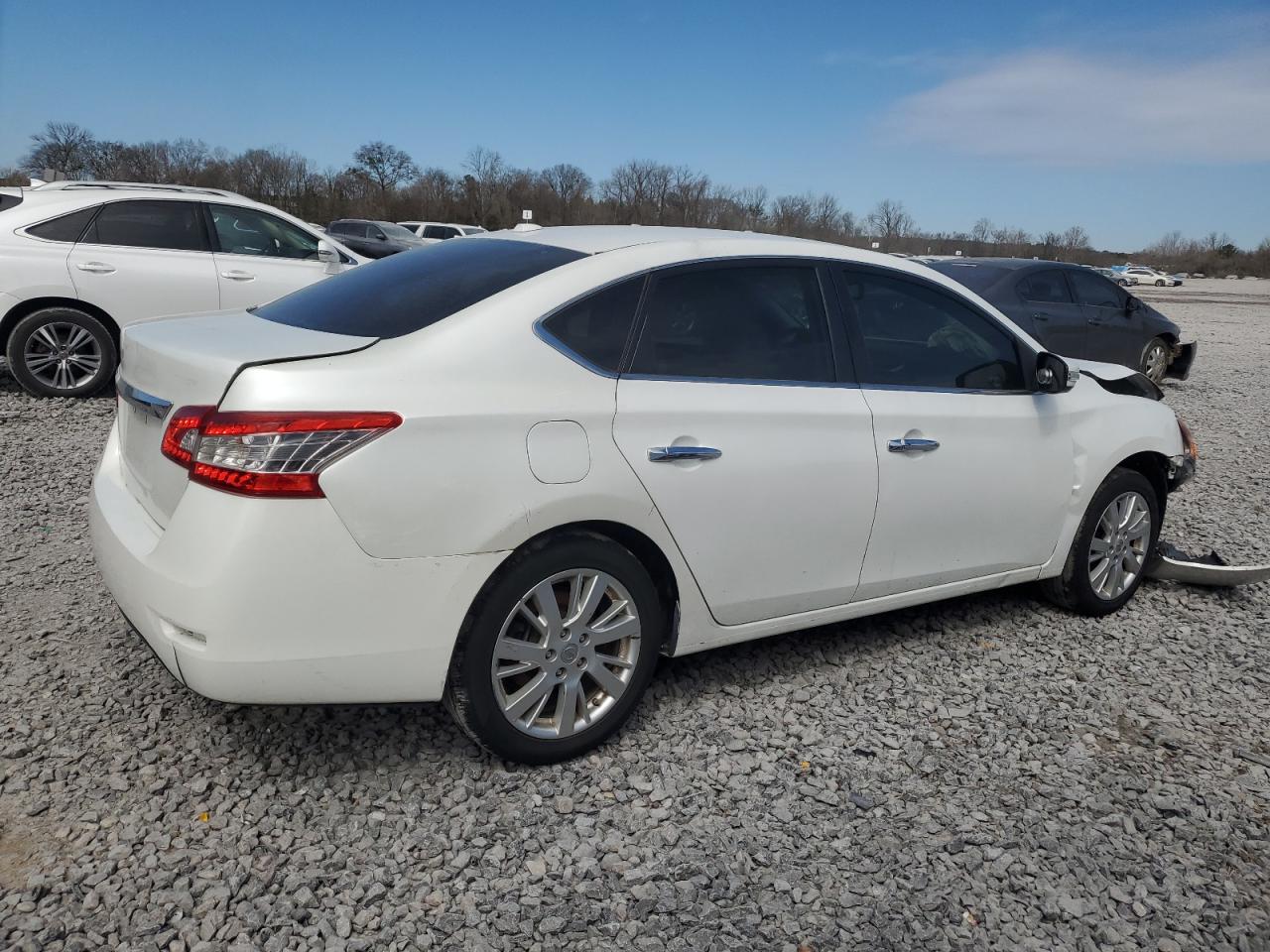 2015 Nissan Sentra VIN 3N1AB7APXFY354936 Copart auction photo, front end damage thumbnail 3