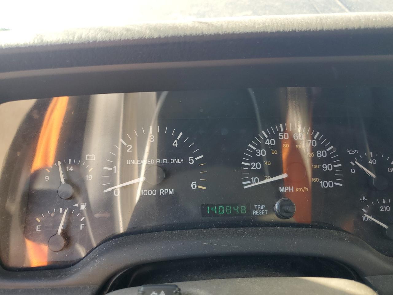 1998 Jeep Grand Cherokee VIN 1J4FT68S5WL136989 Copart auction photo, burn - engine damage thumbnail 9