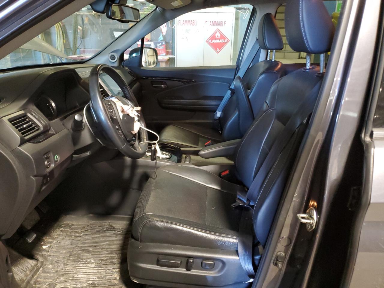 2017 Honda Pilot VIN 5FNYF6H05HB007418 Copart auction photo, front end / minor dent/scratches damage thumbnail 7