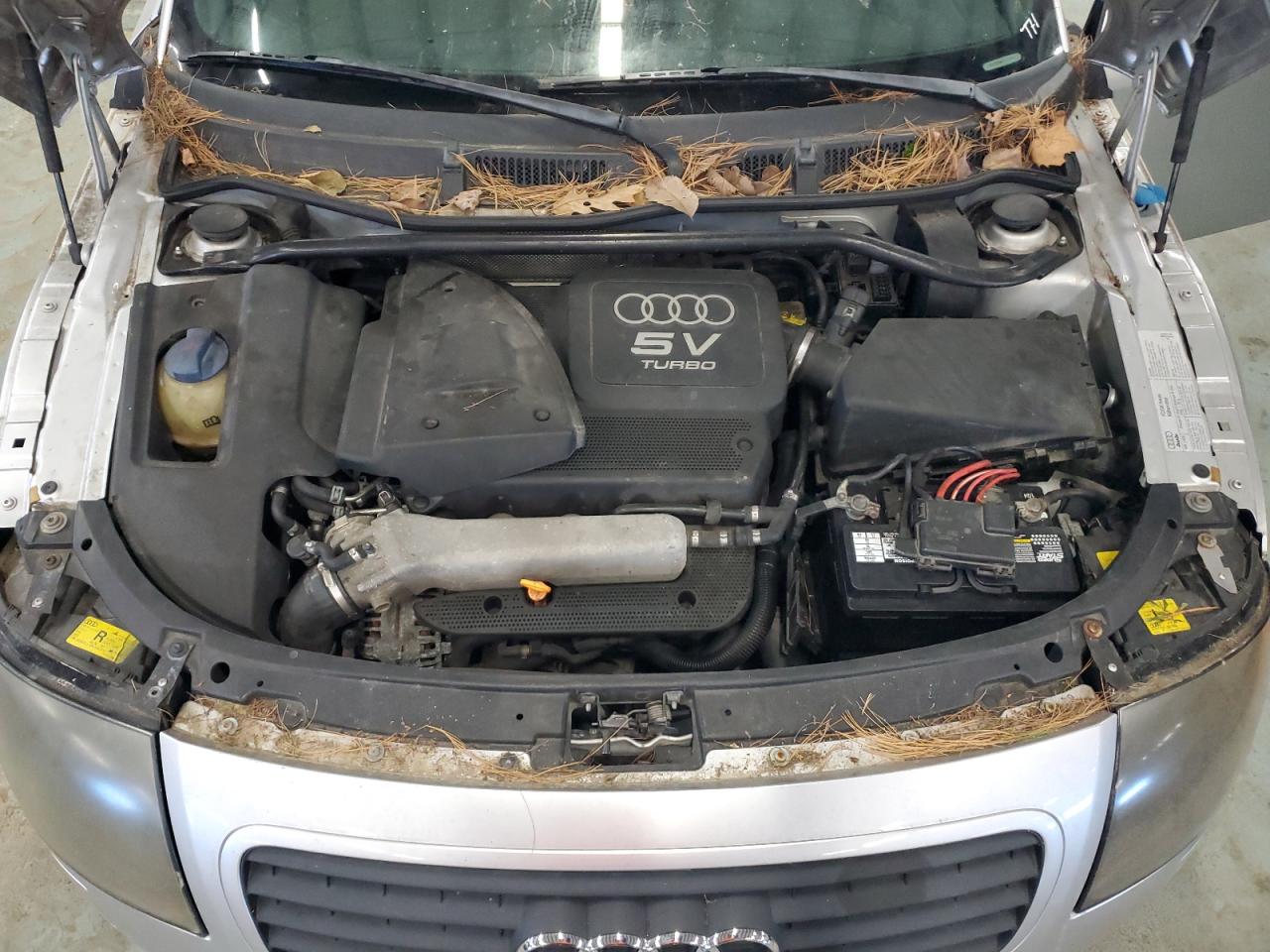 2001 Audi TT VIN TRUTX28N311037470 Copart auction photo, minor dent/scratches damage thumbnail 11