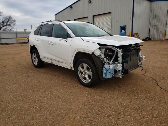 2021 Toyota RAV 4 VIN 2T3P1RFV8MW213010 Copart auction photo, front end damage thumbnail 11