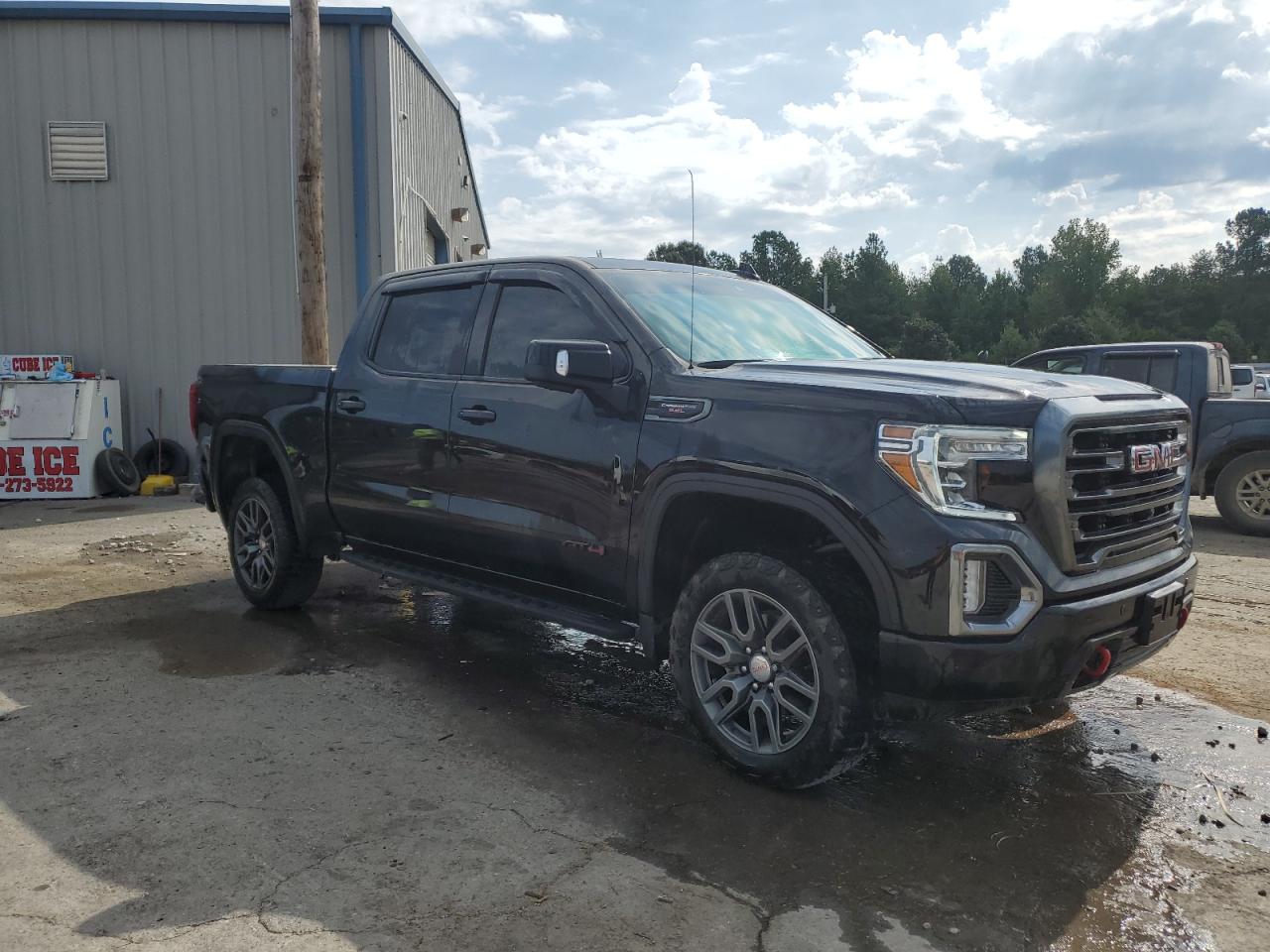 2022 GMC Sierra VIN 1GTP9EELXNZ135218 Copart auction photo, vandalism damage thumbnail 4