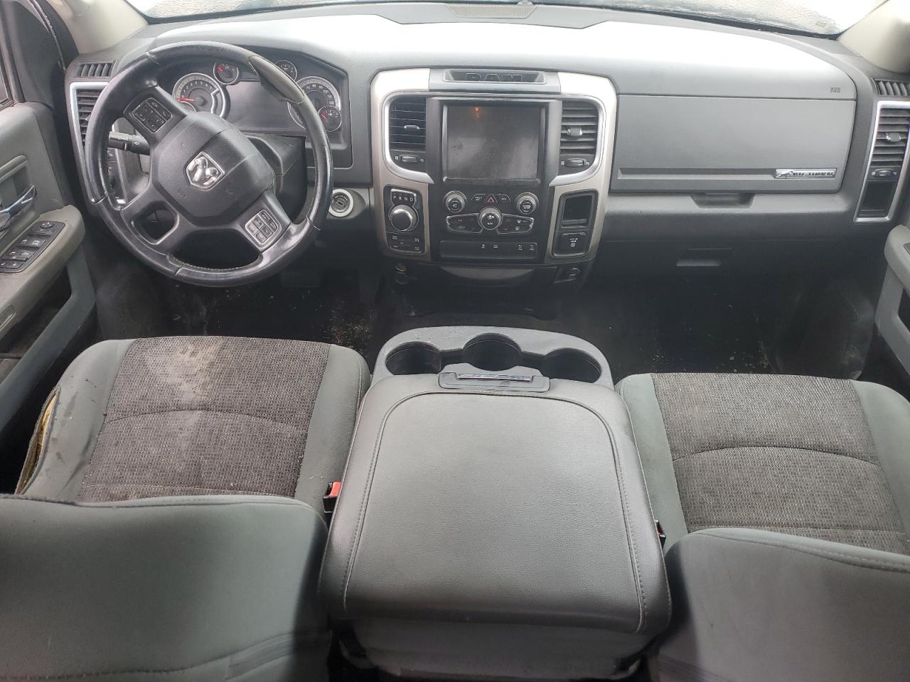 2017 RAM 1500 VIN 3C6RR7LT9HG593352 Copart auction photo, side / minor dent/scratches damage thumbnail 8
