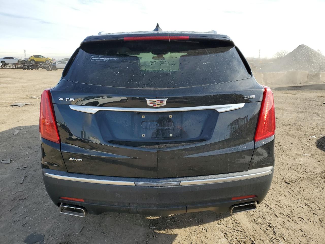 2017 Cadillac XT5 VIN 1GYKNDRS1HZ237250 Copart auction photo, front end / minor dent/scratches damage thumbnail 6