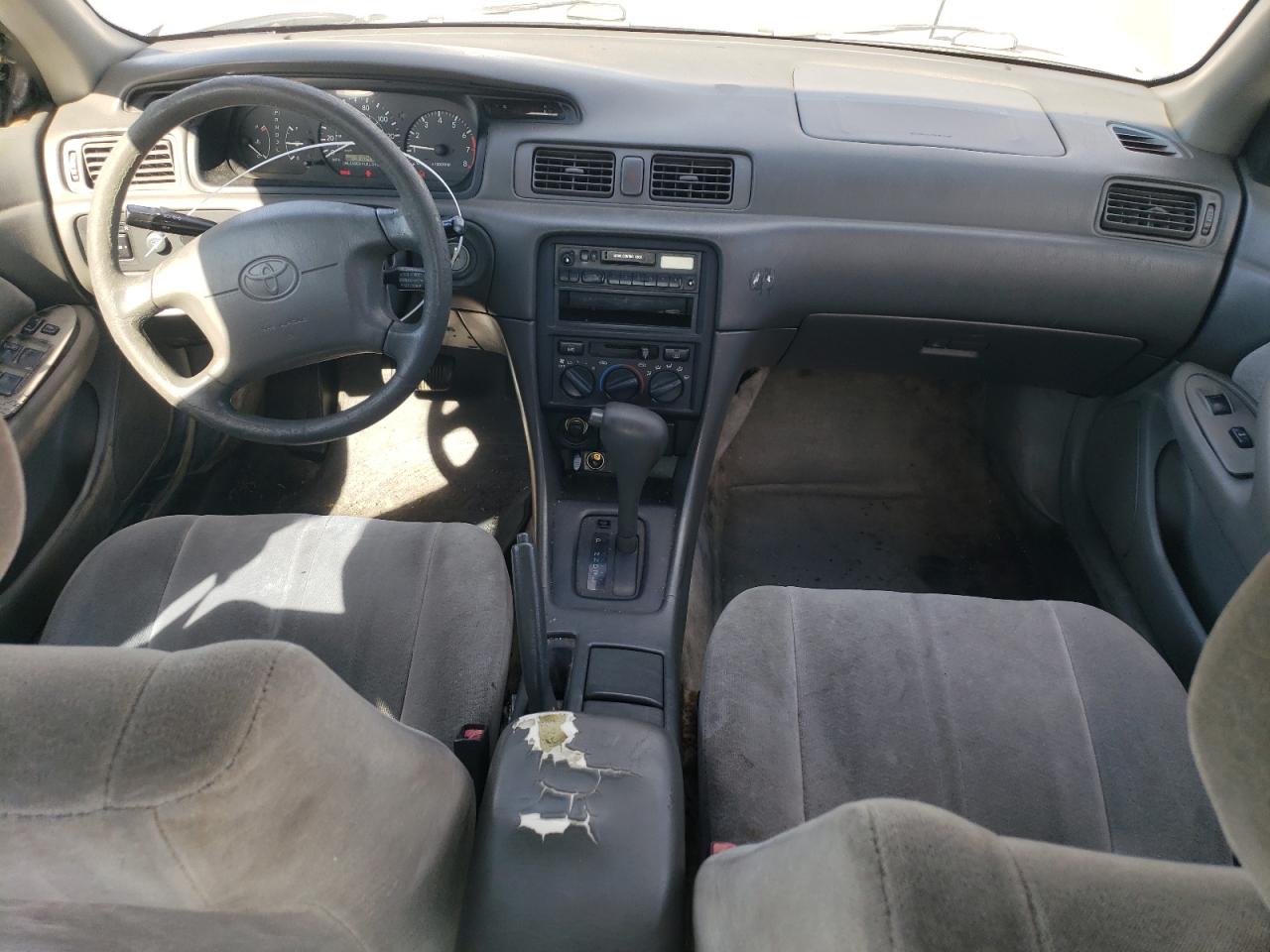 1997 Toyota Camry VIN JT2BG22K1V0039999 Copart auction photo, front end damage thumbnail 8