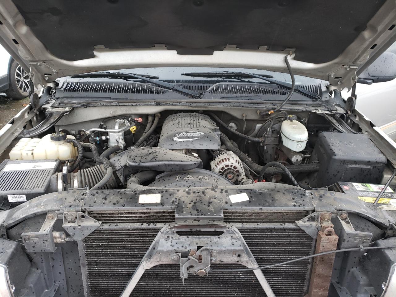 2004 Chevrolet Silverado VIN 2GCEC13T341382494 Copart auction photo, all over damage thumbnail 11