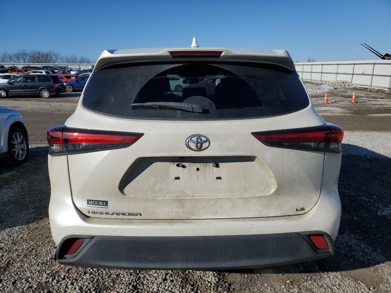 2021 Toyota Highlander VIN 5TDZZRAH4MS529637 Copart auction photo, front end damage thumbnail 6