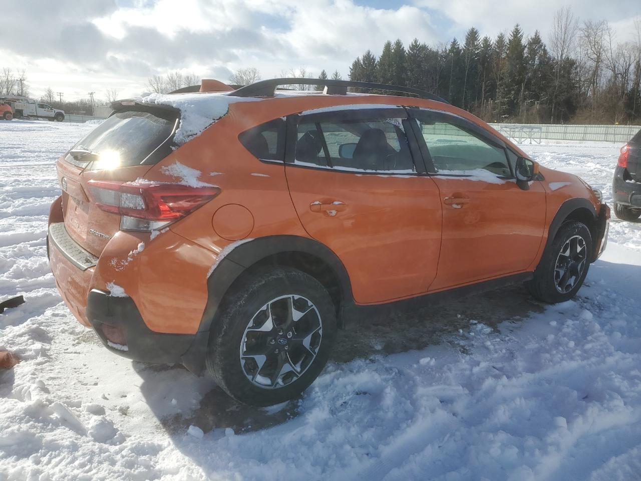 2020 Subaru XV VIN JF2GTAEC8LH212747 Copart auction photo, front end damage thumbnail 3