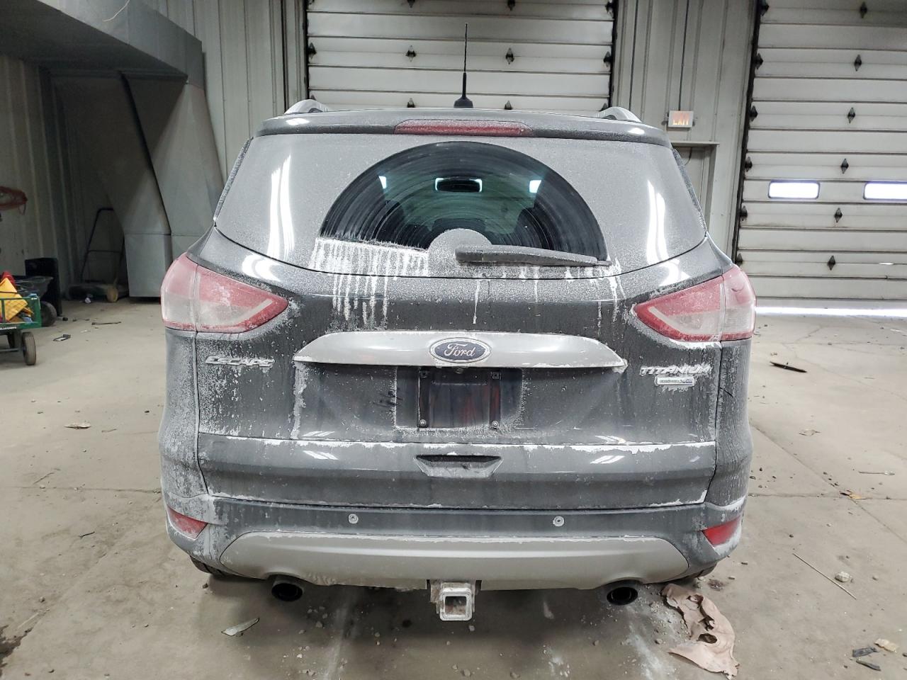 2016 Ford Escape VIN 1FMCU9J91GUB32511 Copart auction photo, front end damage thumbnail 6