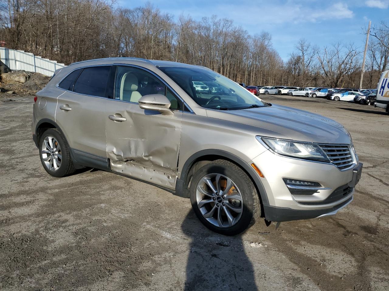 2015 Lincoln MKZ VIN 5LMTJ2AH0FUJ25777 Copart auction photo, side / minor dent/scratches damage thumbnail 4