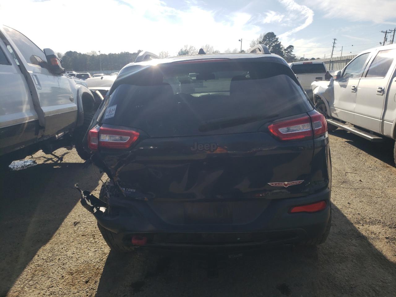 2016 Jeep Cherokee VIN 1C4PJMBS8GW254368 Copart auction photo, front end / rear end damage thumbnail 6