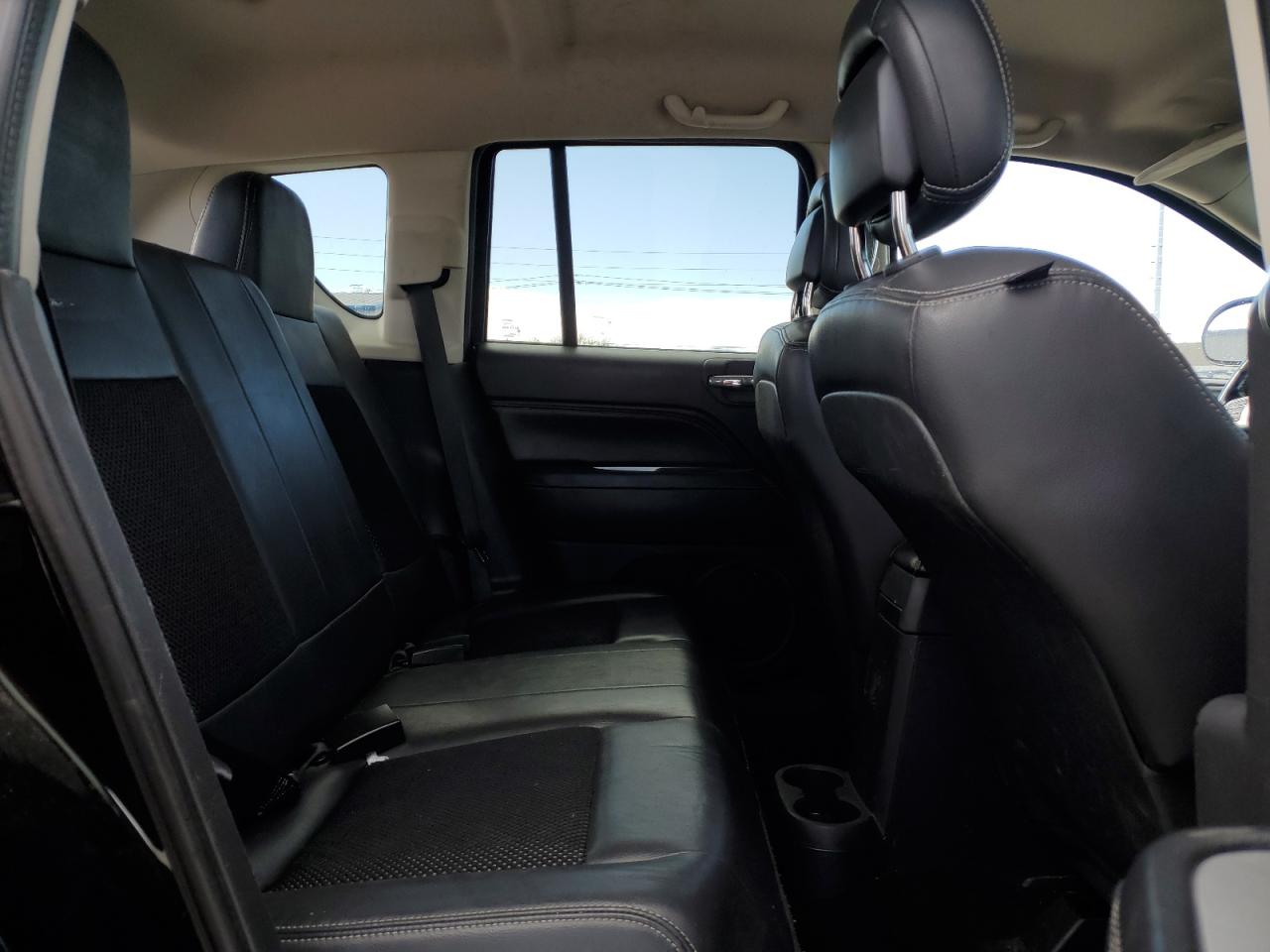 2014 Jeep Compass VIN 1C4NJCEB7ED632136 Copart auction photo, vandalism damage thumbnail 11