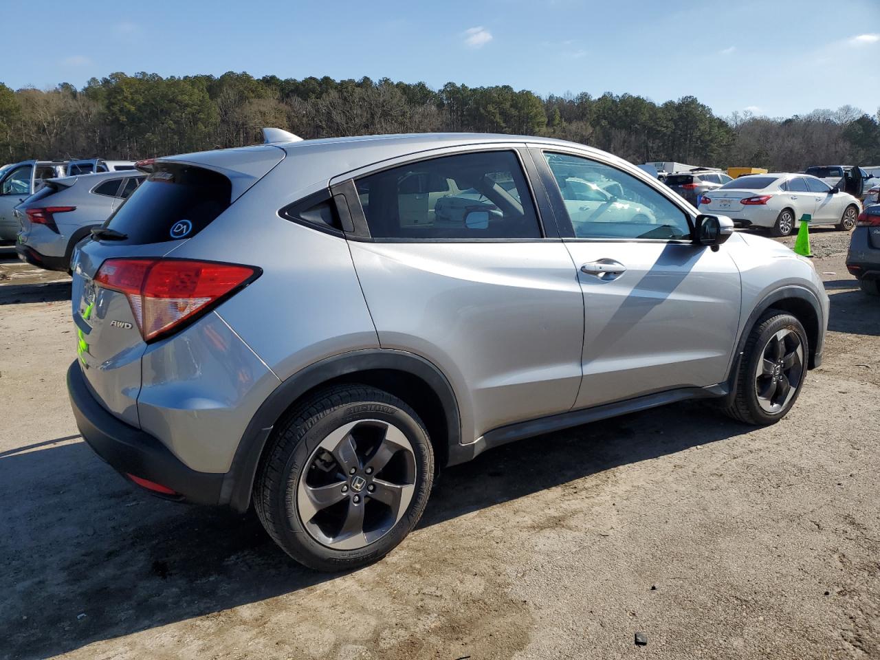 2018 Honda HR-V VIN 3CZRU6H53JG703890 Copart auction photo, side / minor dent/scratches damage thumbnail 3