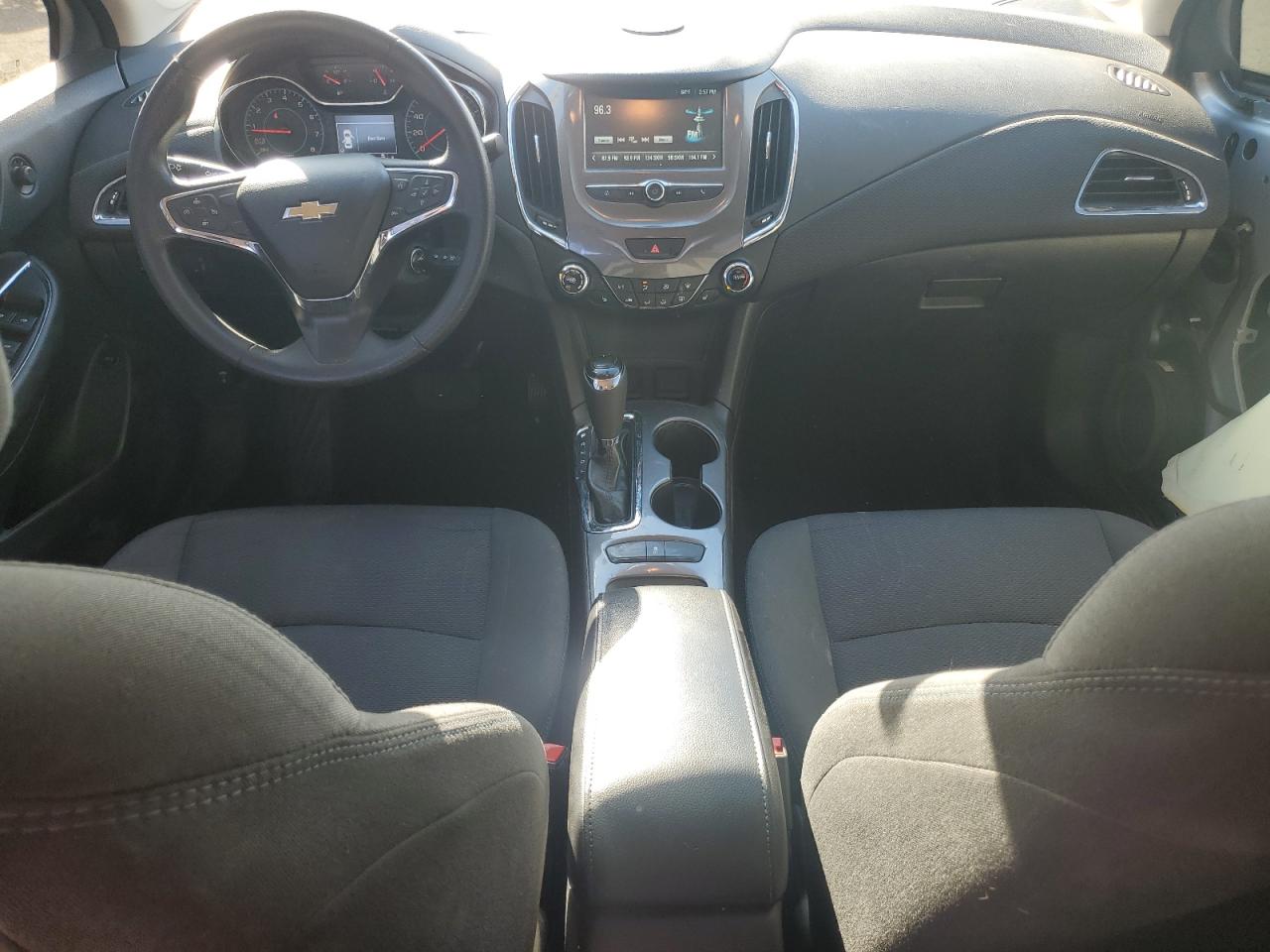 2018 Chevrolet Cruze VIN 1G1BE5SM7J7189013 Copart auction photo, front end damage thumbnail 8