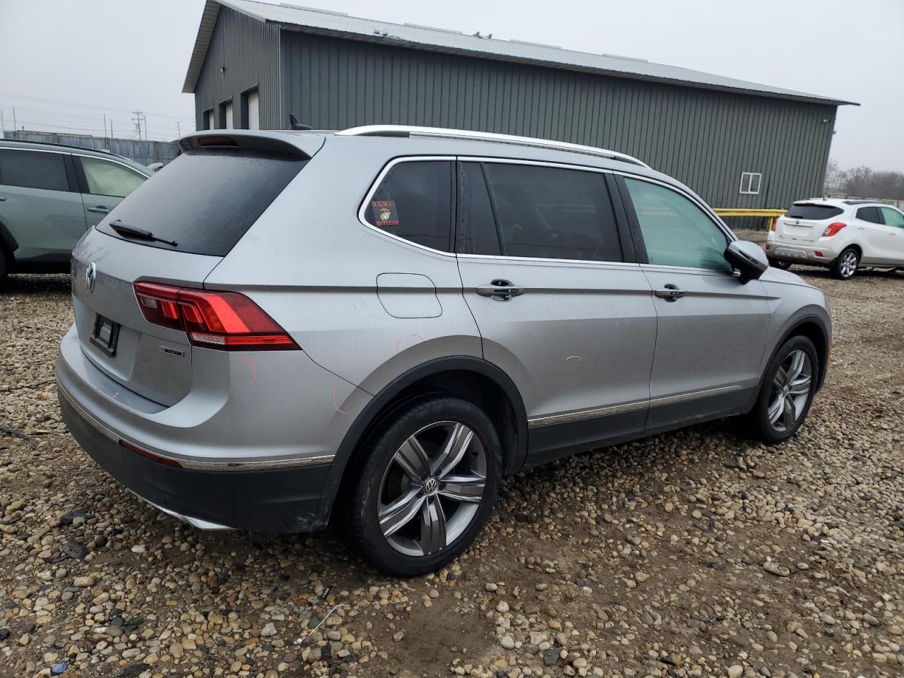 2021 Volkswagen Tiguan VIN 3VV2B7AX8MM102447 Copart auction photo, side damage thumbnail 3