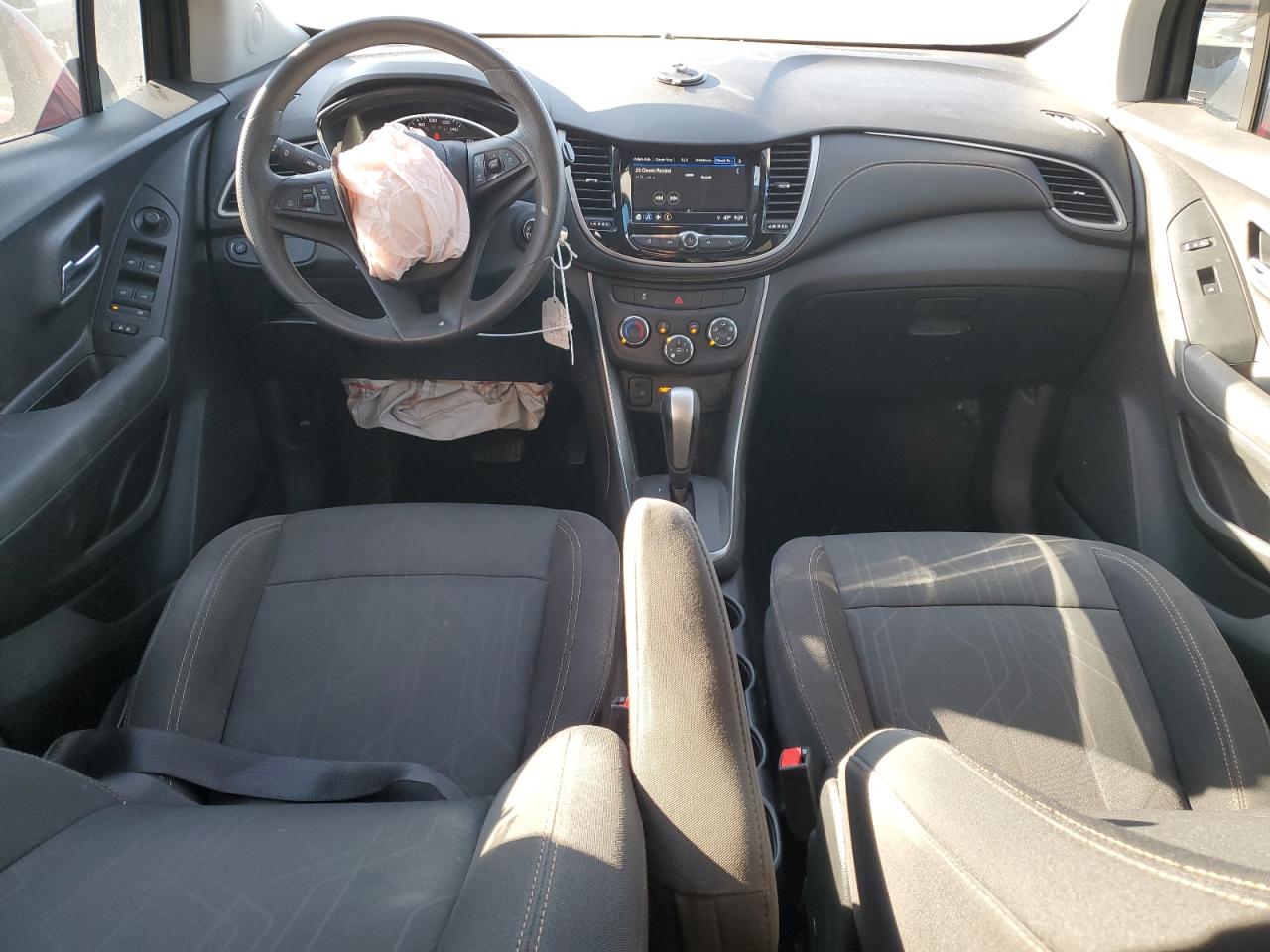 2018 Chevrolet Trax VIN 3GNCJLSB5JL265342 Copart auction photo, front end / minor dent/scratches damage thumbnail 8