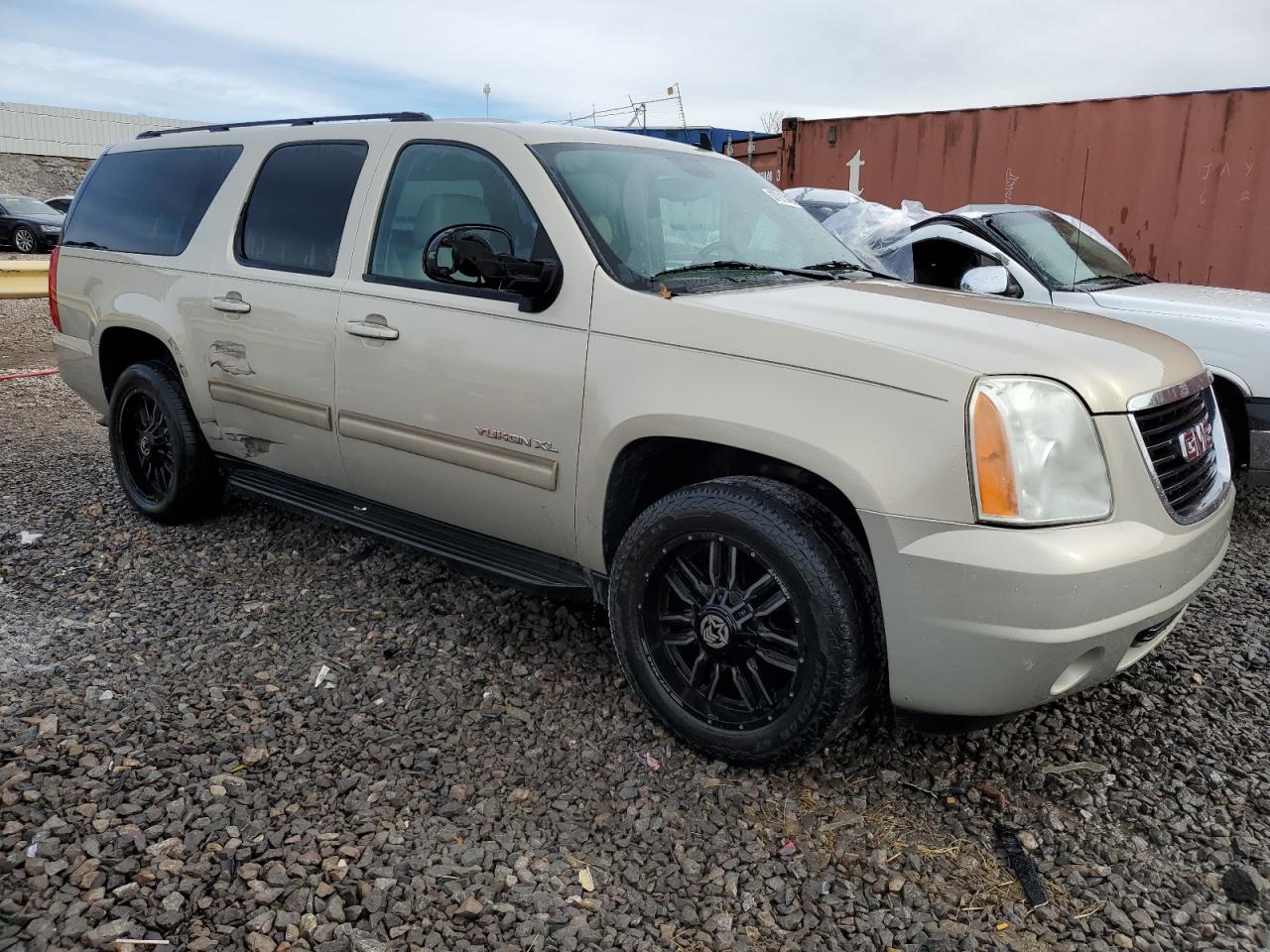 2011 GMC Yukon VIN 1GKS1HE07BR248472 Copart auction photo, side damage thumbnail 4