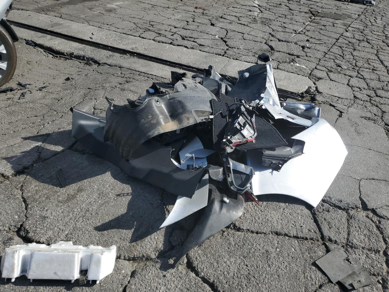 2021 Toyota Prius VIN JTDKAMFP4M3172442 Copart auction photo, all over damage thumbnail 13