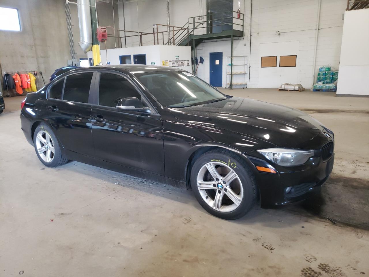 2014 BMW 3er VIN WBA3C3C57EPV90156 Copart auction photo, undercarriage damage thumbnail 4
