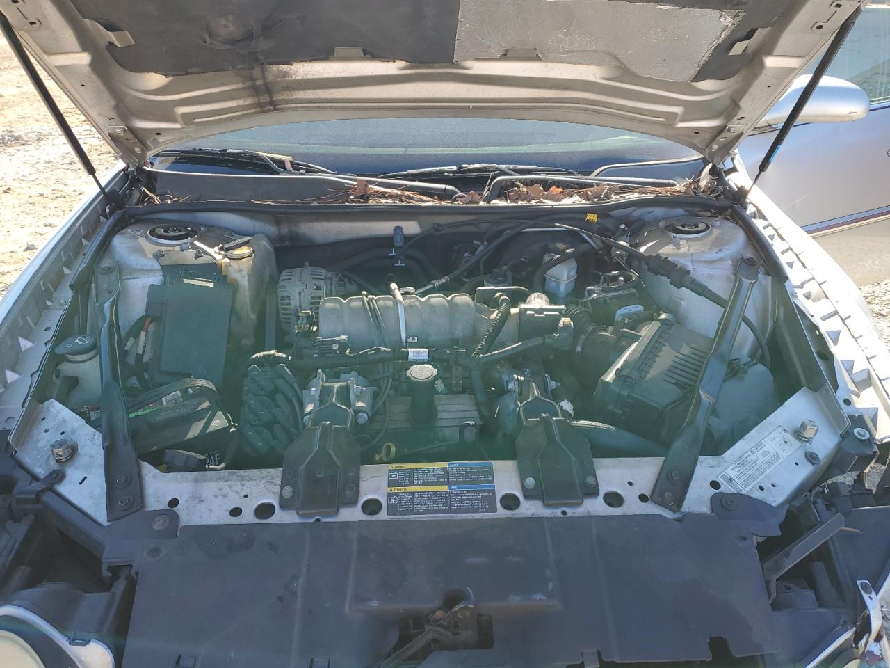 2005 Buick LaCrosse VIN 2G4WD532051256669 Copart auction photo, front end / side damage thumbnail 11