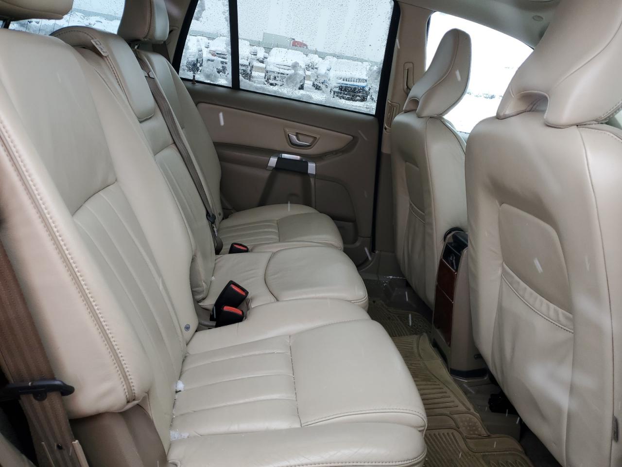 2011 Volvo XC90 VIN YV4852CZ3B1588917 Copart auction photo, burn - interior damage thumbnail 11