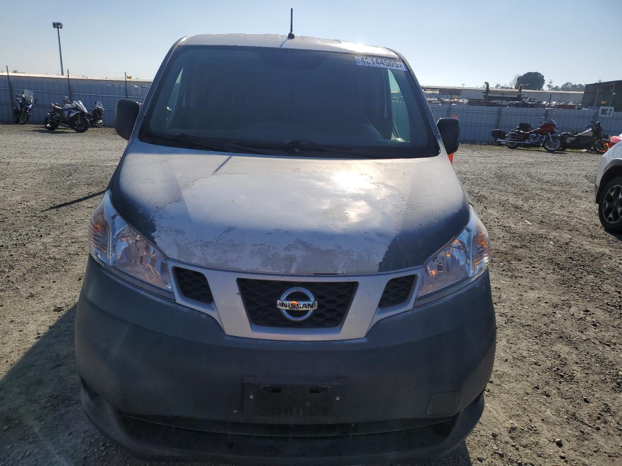 2014 Nissan NV VIN 3N6CM0KN9EK694775 Copart auction photo, minor dent/scratches damage thumbnail 5