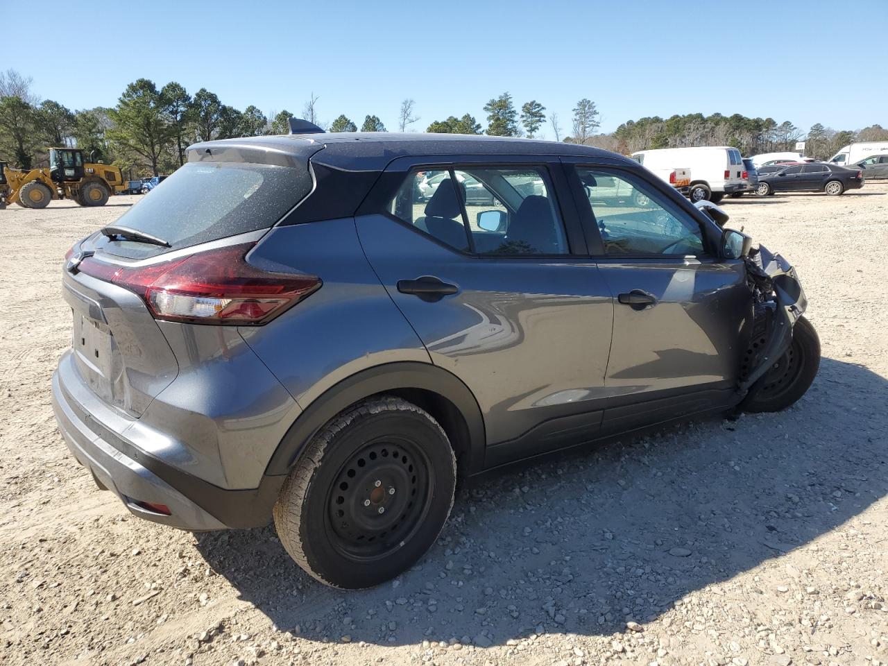 2024 Nissan Kicks VIN 3N1CP5BV2RL490717 Copart auction photo, front end / minor dent/scratches damage thumbnail 3