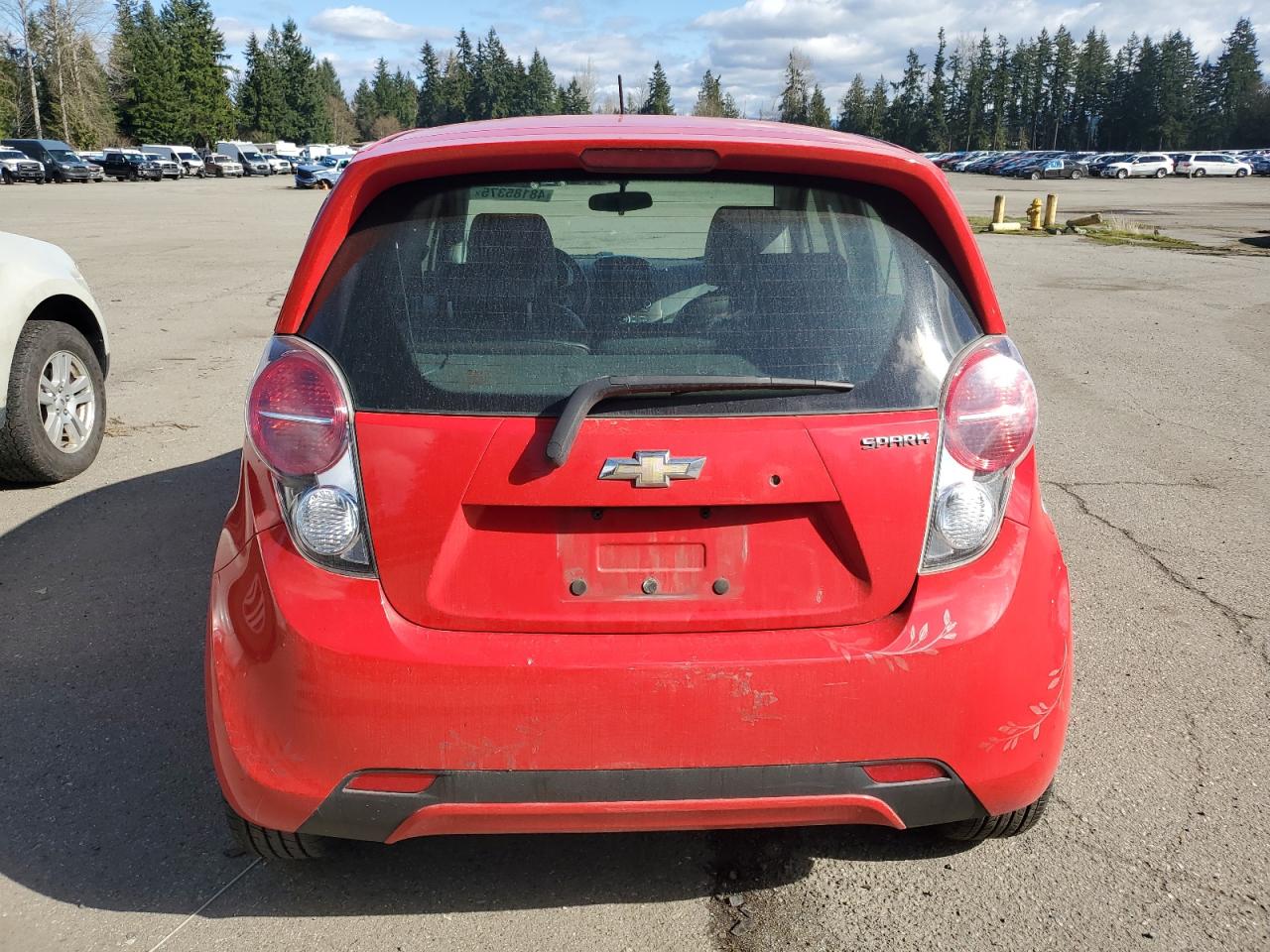 2015 Chevrolet Spark VIN KL8CB6S94FC810575 Copart auction photo, minor dent/scratches damage thumbnail 6