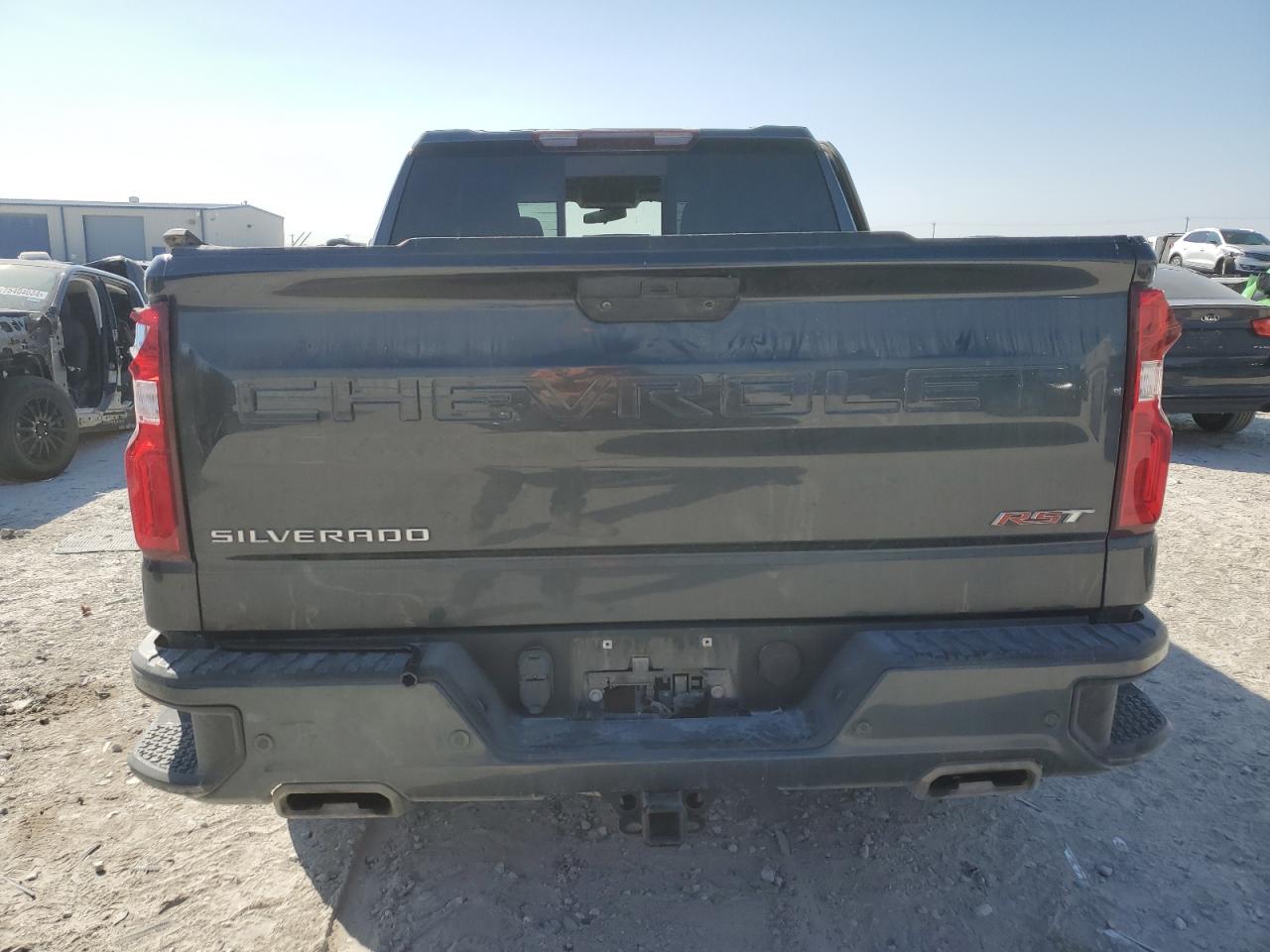 2022 Chevrolet Silverado VIN 1GCUYEELXNZ156608 Copart auction photo, side / rear end damage thumbnail 6