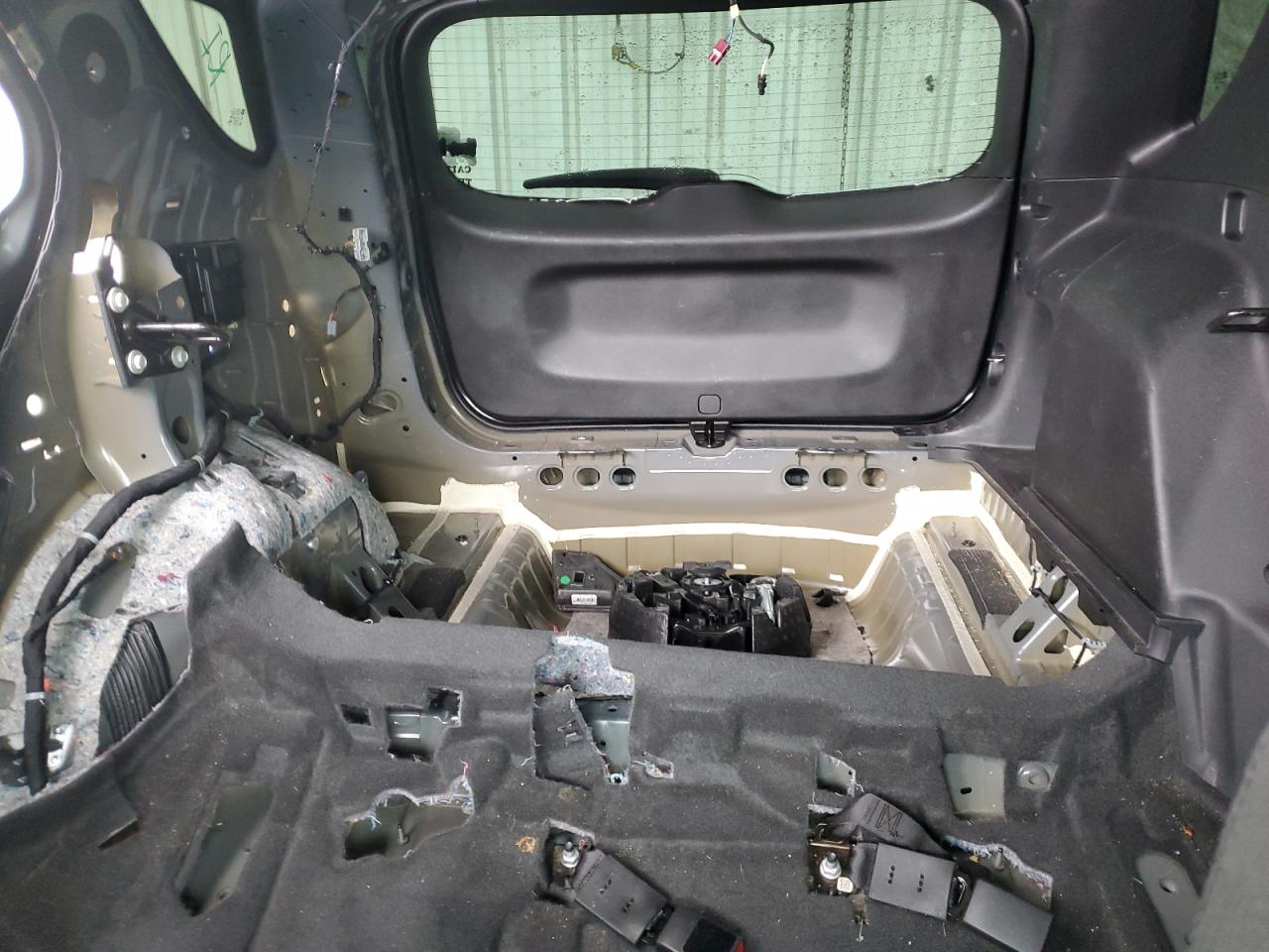 2018 Chevrolet Equinox VIN 2GNAXHEV5J6106639 Copart auction photo, rear end / side damage thumbnail 10