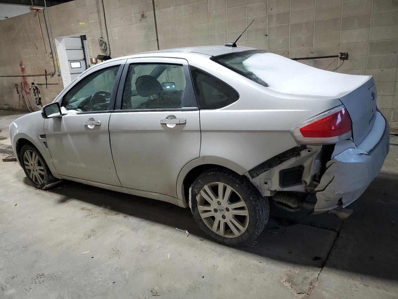 2009 Ford Focus VIN 1FAHP37N59W185289 Copart auction photo, rear end damage thumbnail 2