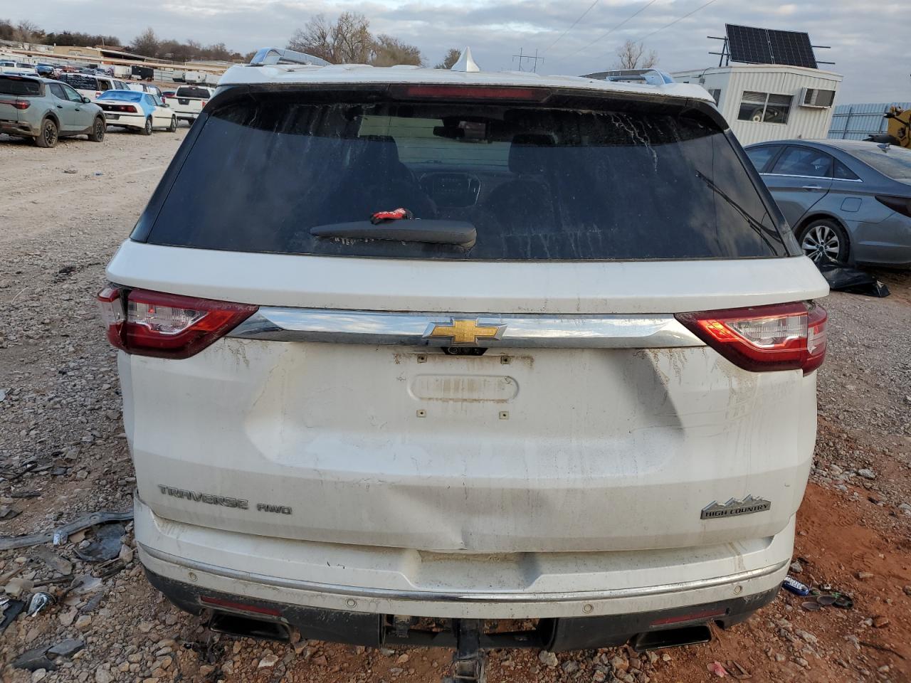 2018 Chevrolet Traverse VIN 1GNEVKKW4JJ174726 Copart auction photo, all over damage thumbnail 6