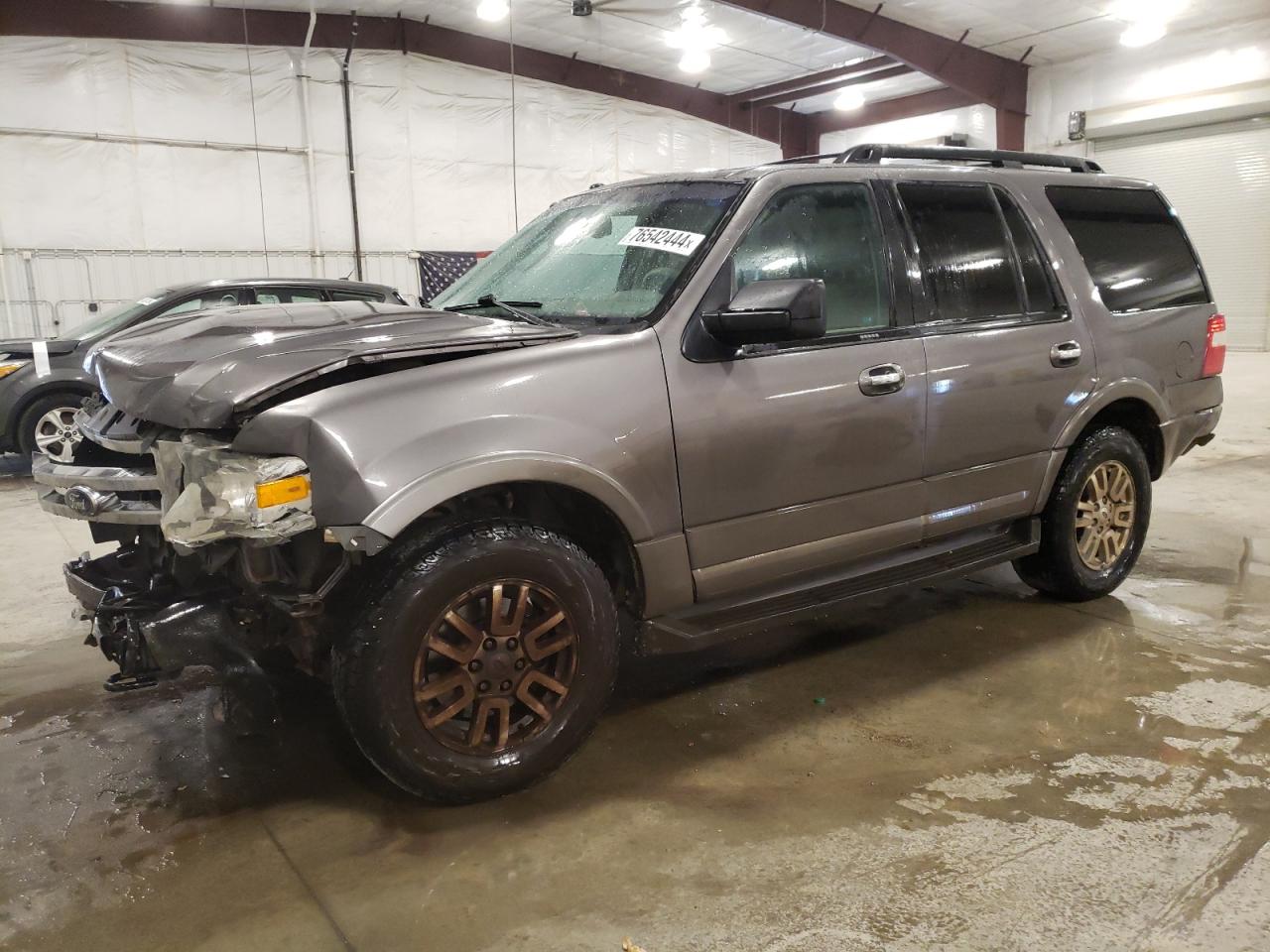 2011 Ford Expedition VIN 1FMJU1J57BEF39032