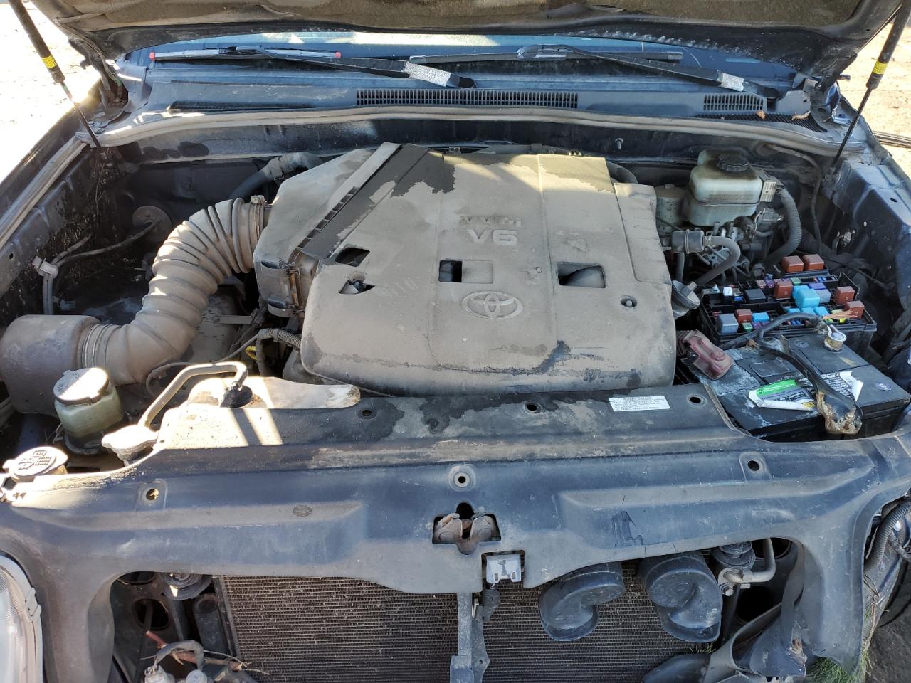 2007 Toyota 4Runner VIN JTEBU14RX70112967 Copart auction photo, all over damage thumbnail 14