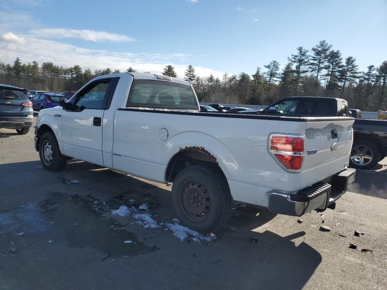 2011 Ford F-150 VIN 1FTNF1CF8BKE04150 Copart auction photo, normal wear damage thumbnail 2