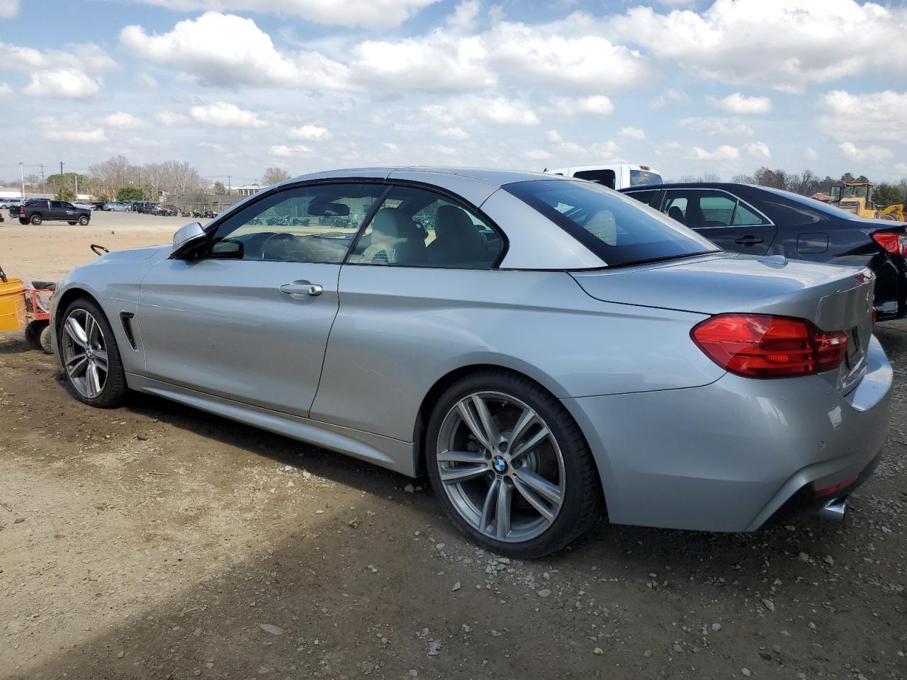2015 BMW 4er VIN WBA3T3C57FP939561 Copart auction photo, front end / side damage thumbnail 2