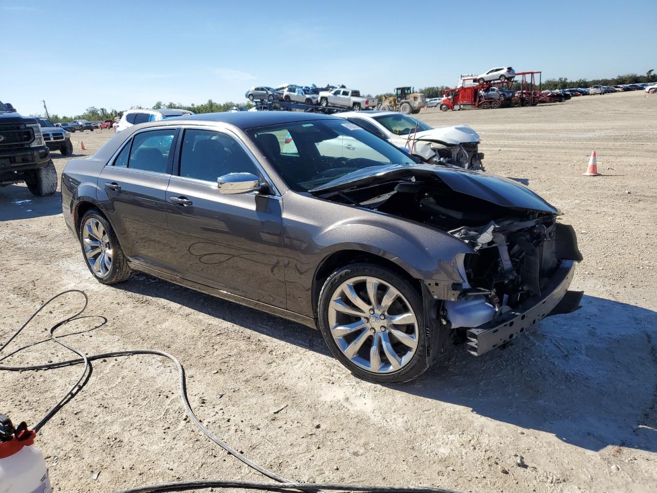 2018 Chrysler 300 VIN 2C3CCAAG8JH191349 Copart auction photo, front end damage thumbnail 4