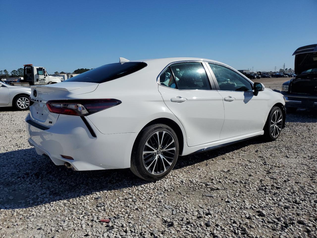 2024 Toyota Camry VIN 4T1G11AK8RU255000 Copart auction photo, front end / side damage thumbnail 3