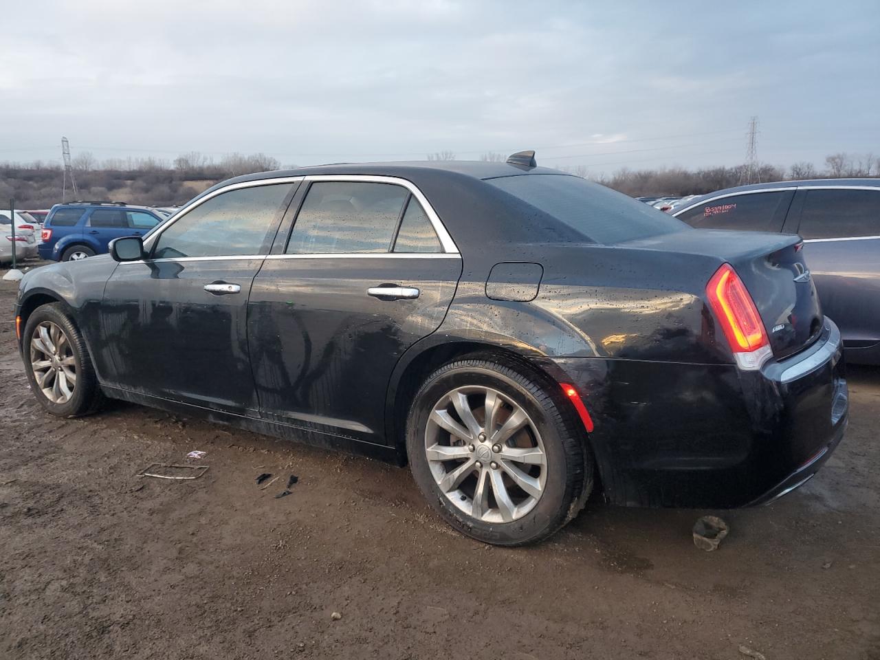 2018 Chrysler 300 VIN 2C3CCAKG5JH177312 Copart auction photo, side / front end damage thumbnail 2