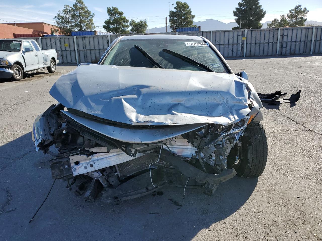 2022 Toyota Camry VIN 4T1C11AK7NU694262 Copart auction photo, front end / side damage thumbnail 5
