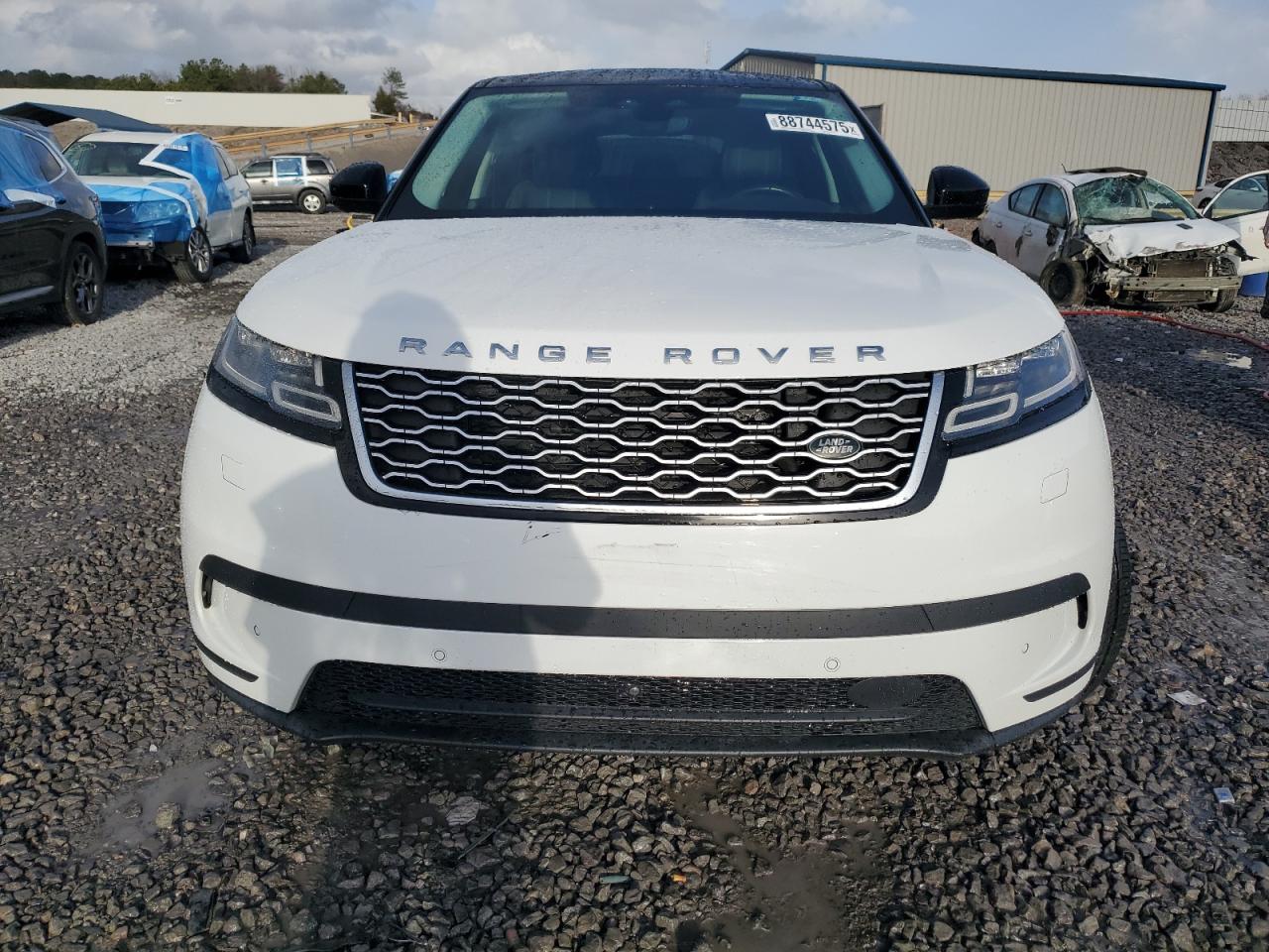 2021 Land Rover Range Rover VIN SALYJ2EX4MA305818 Copart auction photo, rear end / minor dent/scratches damage thumbnail 5