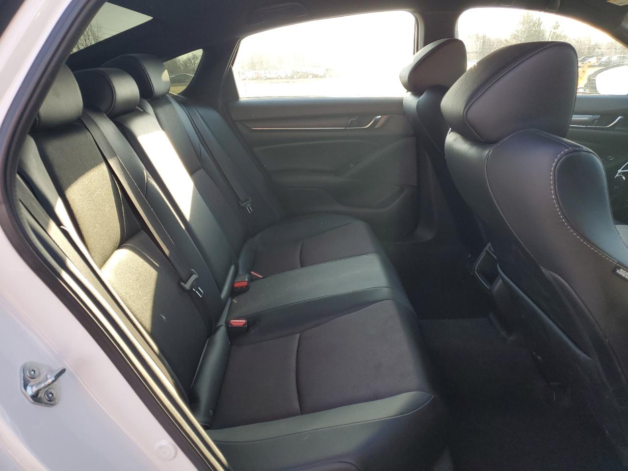 2021 Honda Accord VIN 1HGCV1F31MA042815 Copart auction photo, front end damage thumbnail 11