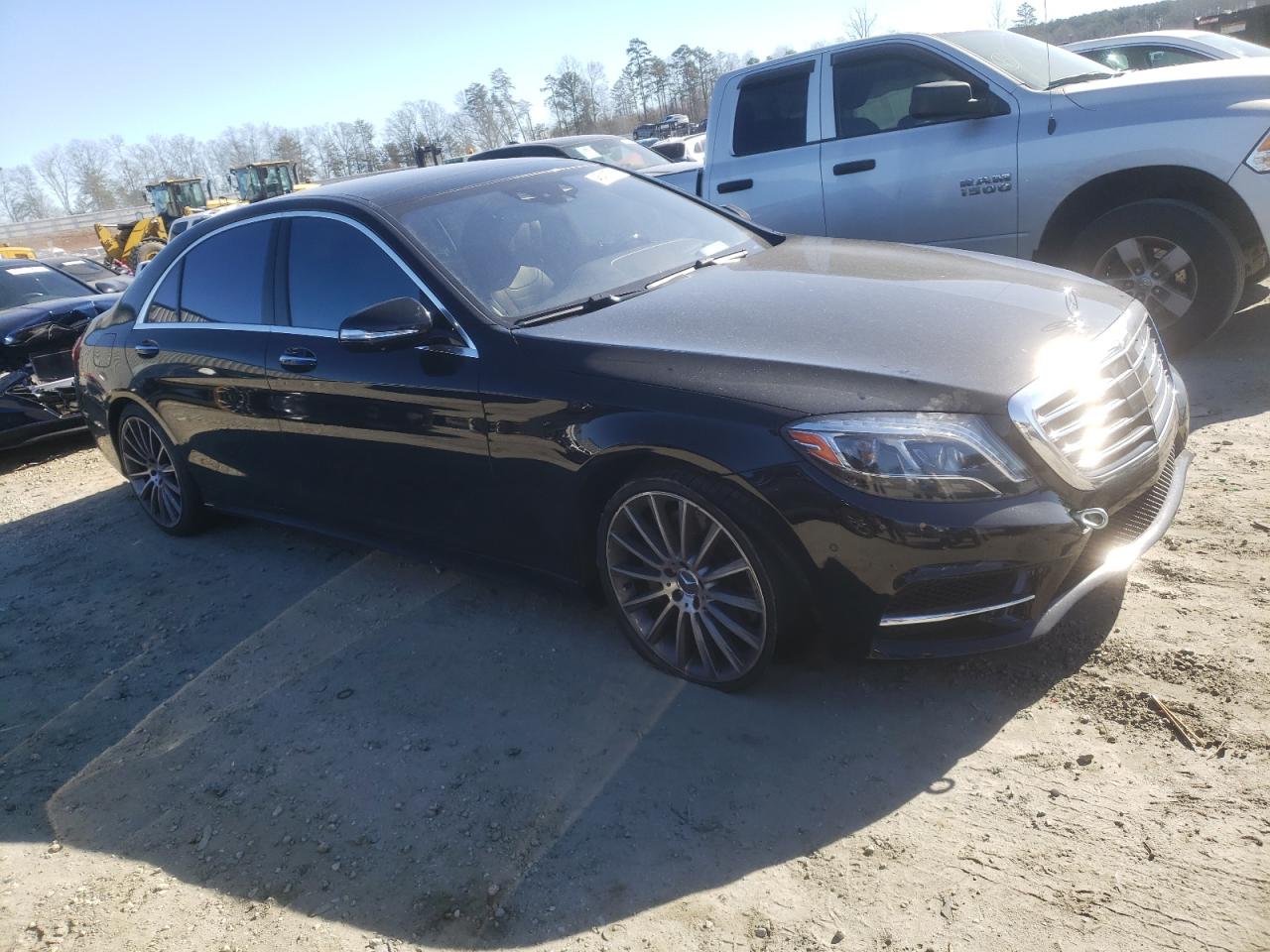 2015 Mercedes-Benz S-klasse VIN WDDUG8CB8FA186291 Copart auction photo, undercarriage damage thumbnail 4