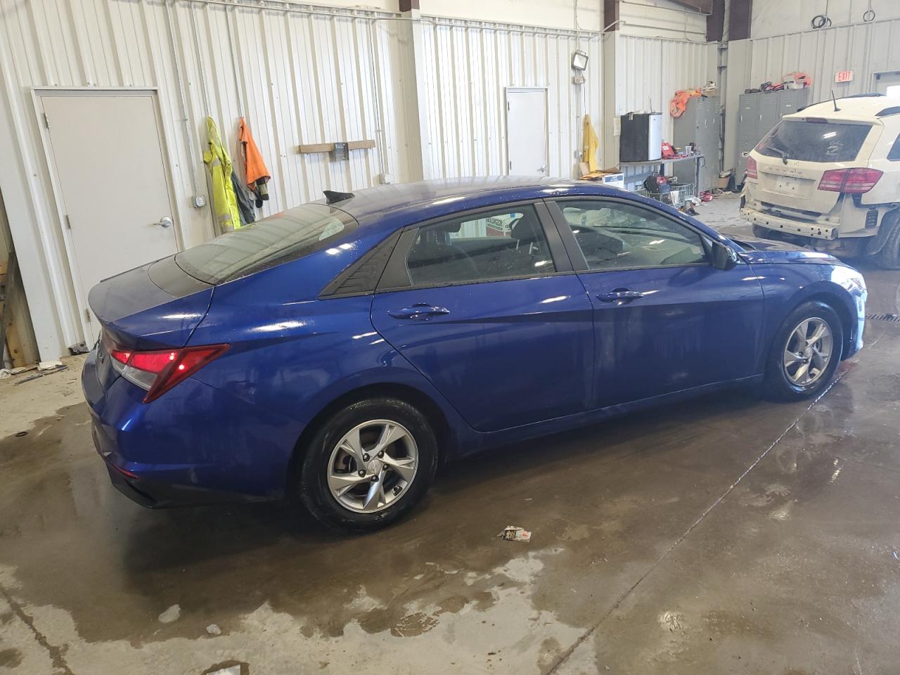 2021 Hyundai Elantra VIN 5NPLL4AGXMH028033 Copart auction photo, front end / rear end damage thumbnail 3