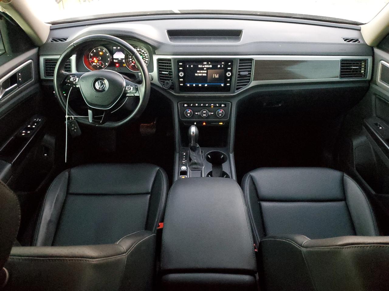 2019 Volkswagen Atlas VIN 1V2WR2CA5KC610363 Copart auction photo, all over damage thumbnail 8